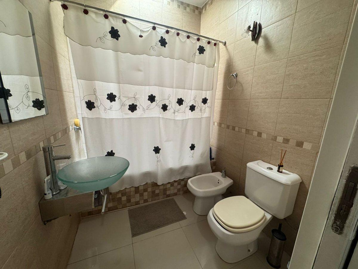 Foto de CASA EN VENTA TEMPERLEY REFACCIONADA A NUEVA, imagen 1