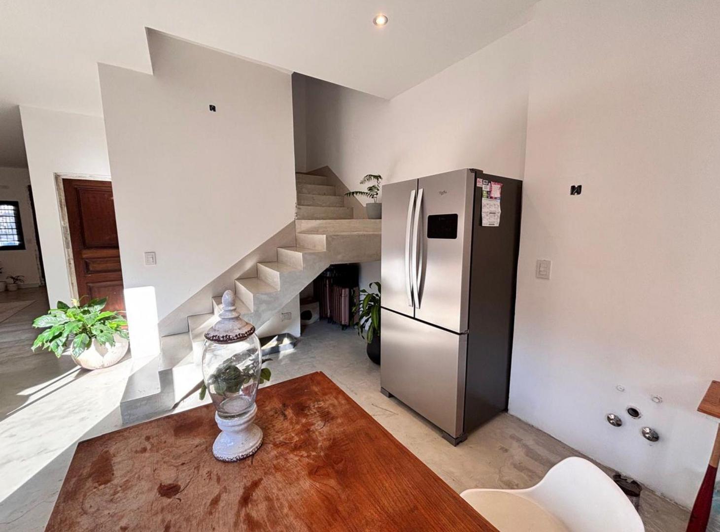Foto de CASA EN VENTA LAS LOMITAS-EXCELENTE ESTADO, imagen 5