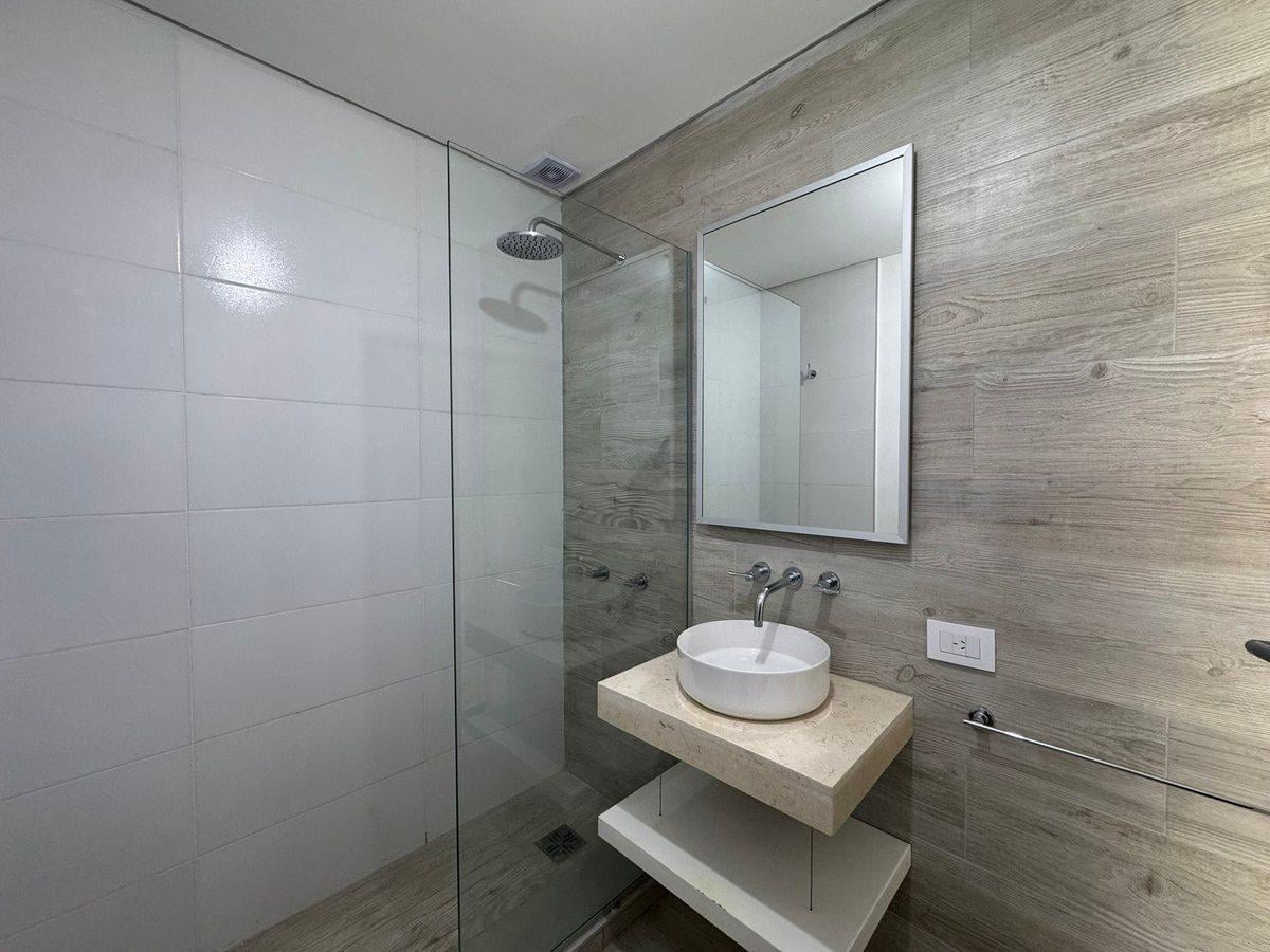 Foto de DEPARTAMENTO EN VENTA 2 AMBIENTES TERRALAGOS, imagen 4