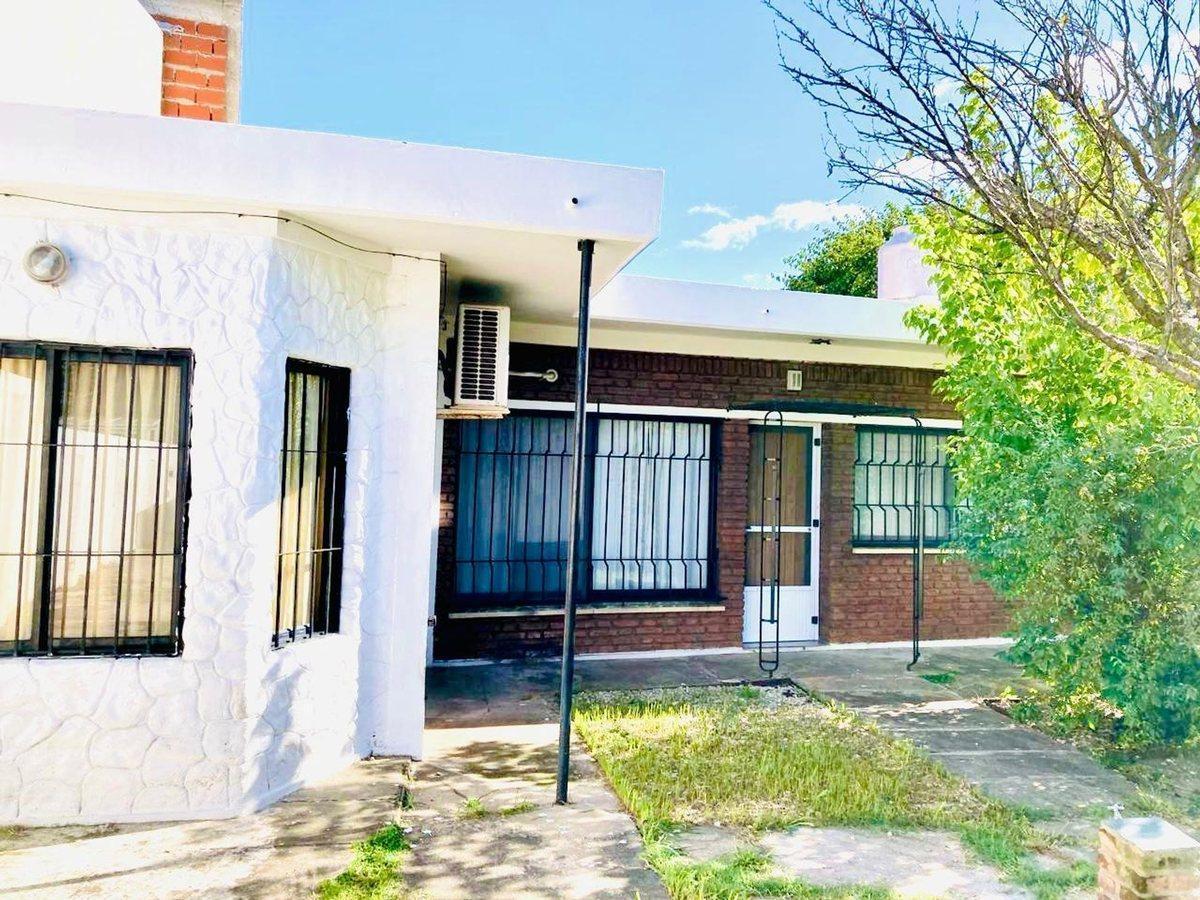 Foto de CASA EN VENTA EN BERAZATEGUI EXCELENTE UBICACIÓN, imagen 3