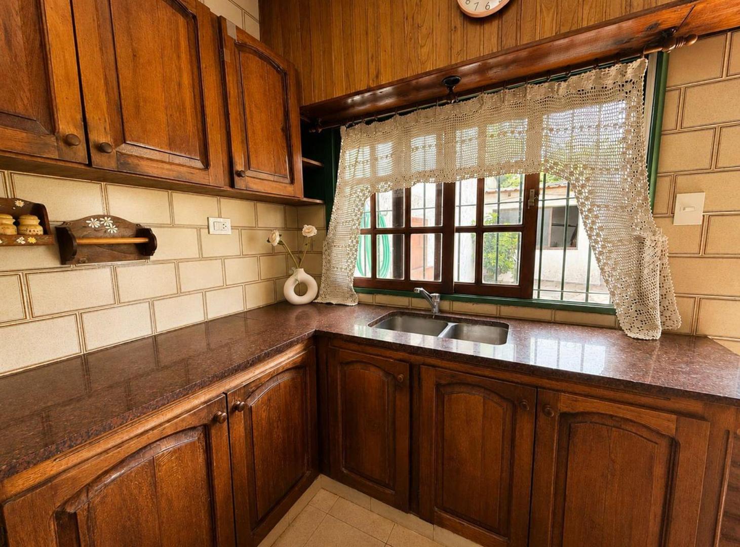 Foto de CASA EN VENTA 5 AMB. MONTE GRANDE ZONA TRANQUILA, imagen 5