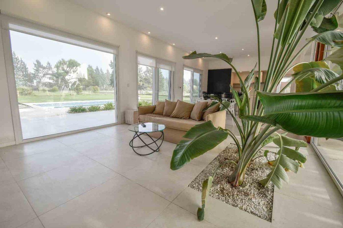 Foto de CASA VENTA FINCAS SAN VICENTE GOLF EVALUA PERMUTA, imagen 2