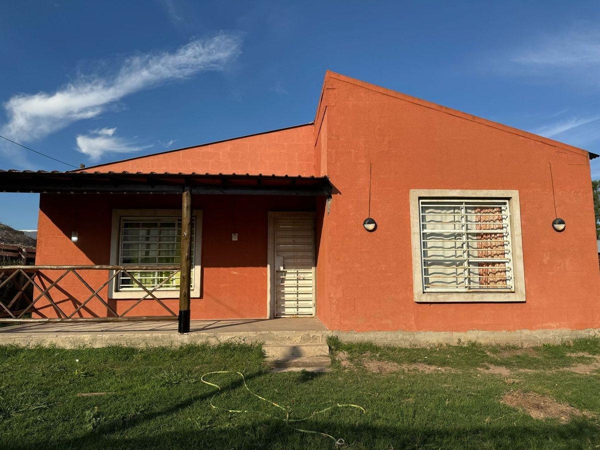 Foto de CASA EN VENTA 4 AMBIENTES EN ALEJANDRO KORN, imagen 1