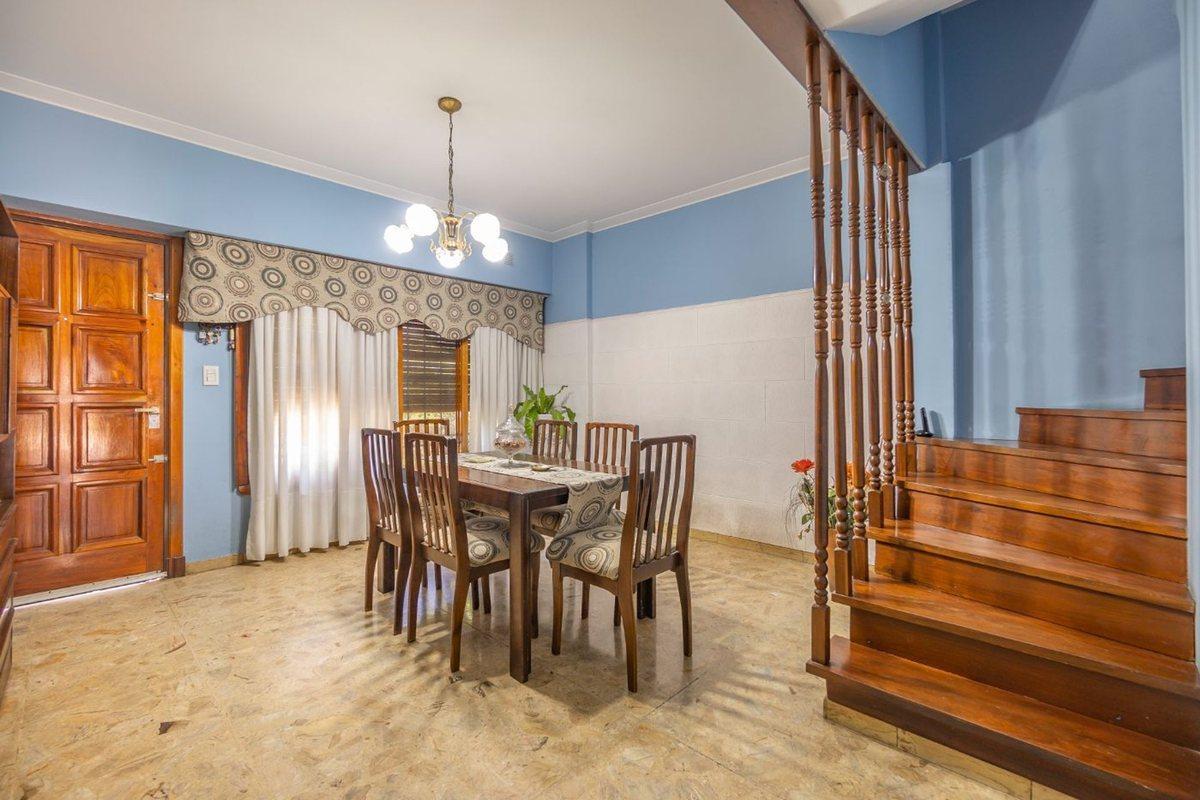 Foto de PH EN VENTA EN REMEDIOS DE ESCALADA, imagen 1