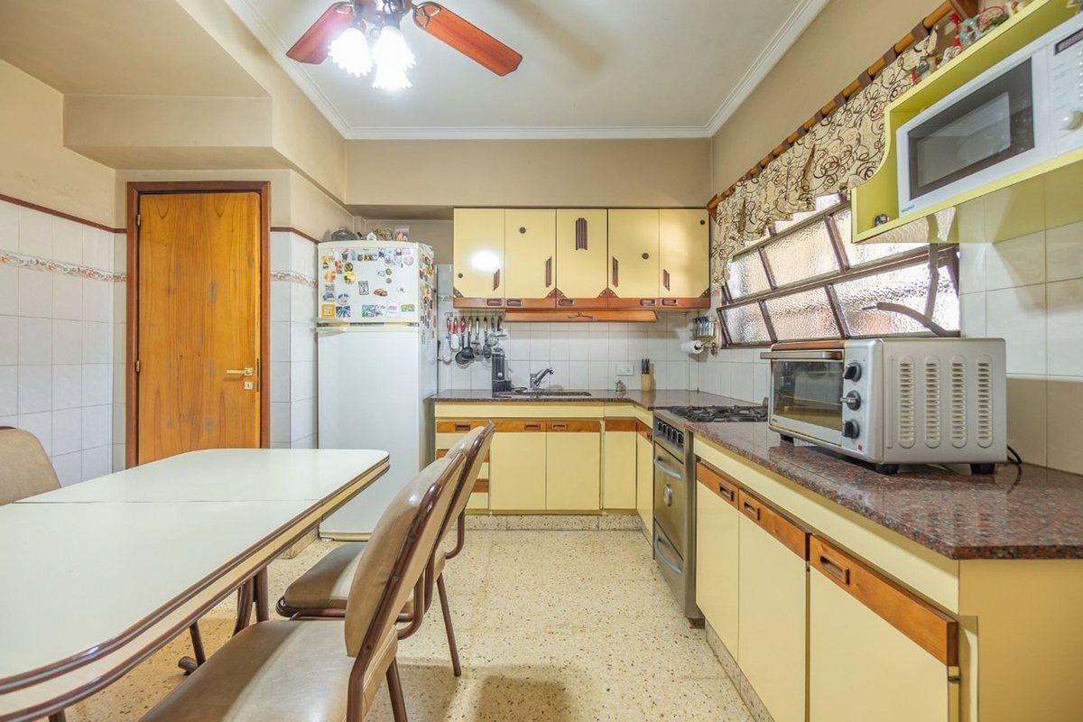 Foto de PH EN VENTA EN REMEDIOS DE ESCALADA, imagen 3