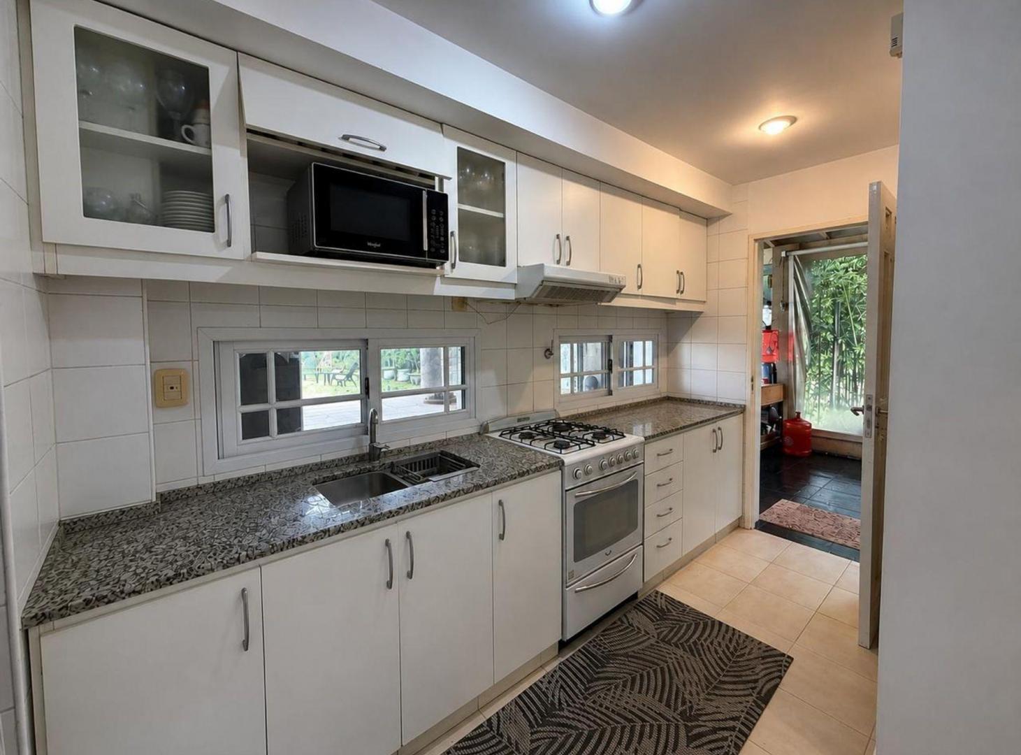 Foto de CASA EN VENTA BARRIO PRIVADO APTO CREDITO, imagen 3