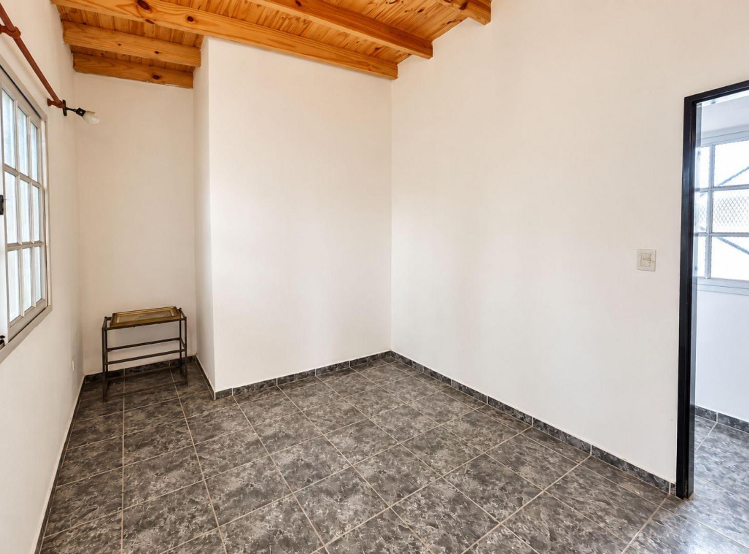 Foto de PH VENTA ESCALADA 4 AMBIENTES CON PATIO Y TERRAZA, imagen 3