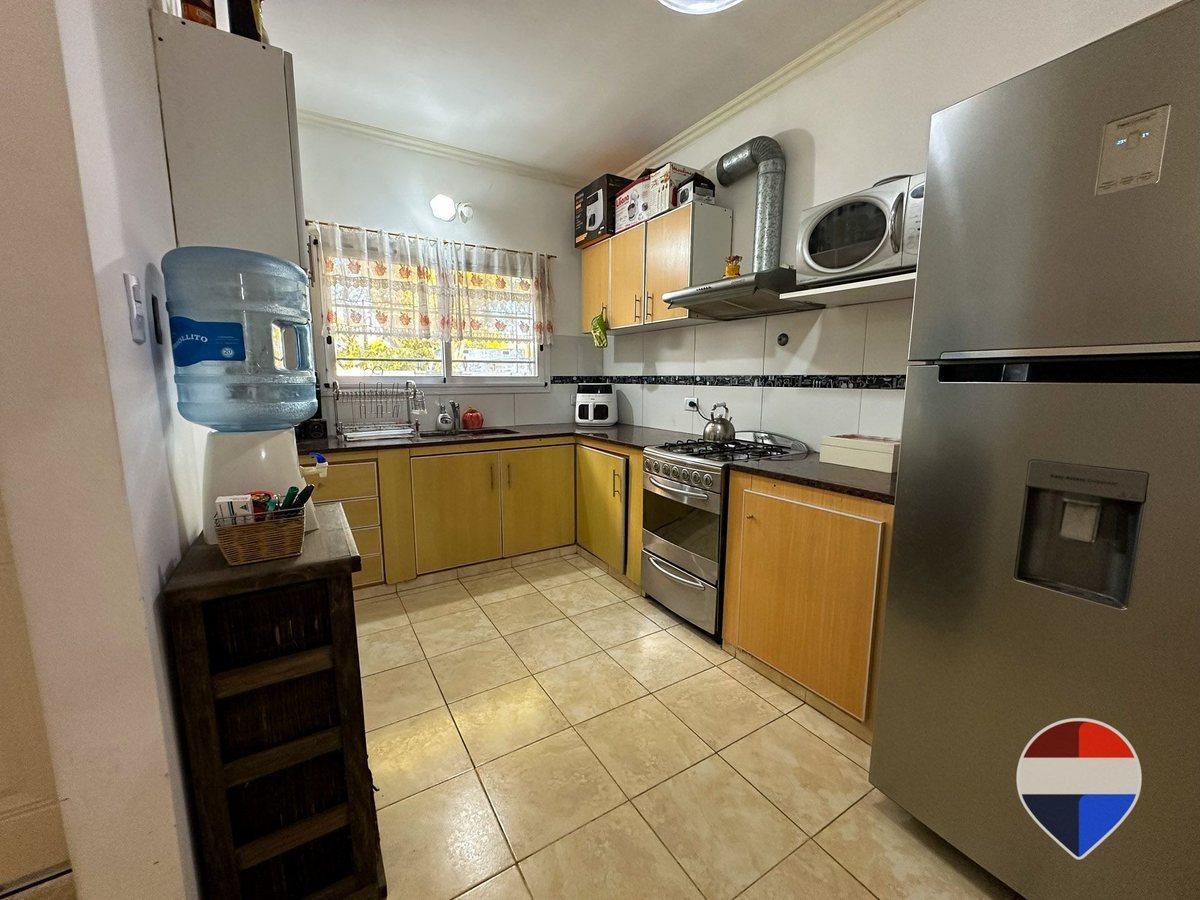 Foto de CASA EN VENTA EN SAN VICENTE CON PILETA Y COCHERA, imagen 3