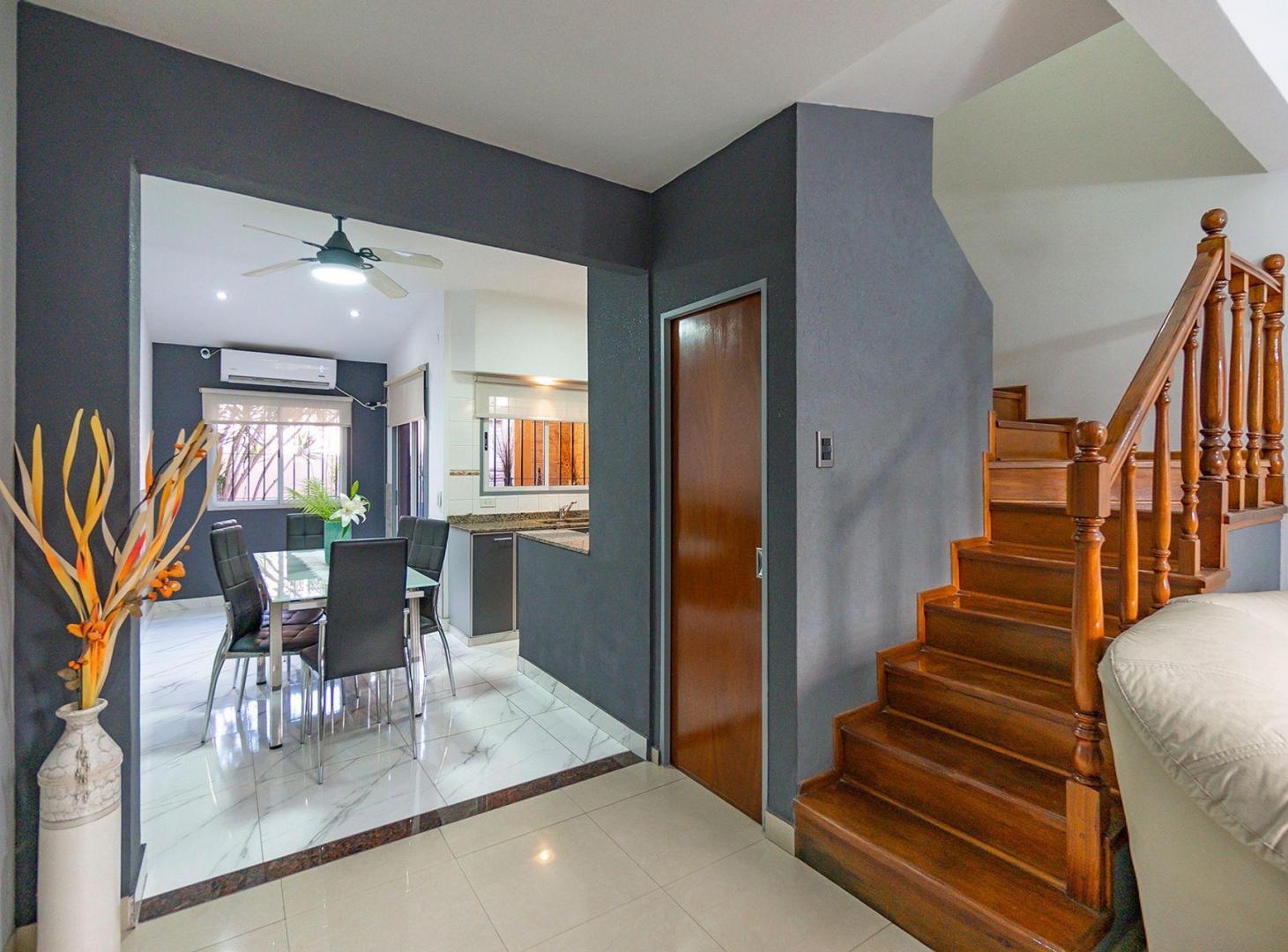 Foto de DUPLEX 4 AMB VENTA R ESCALADA/LANUS Y COCHERA, imagen 2