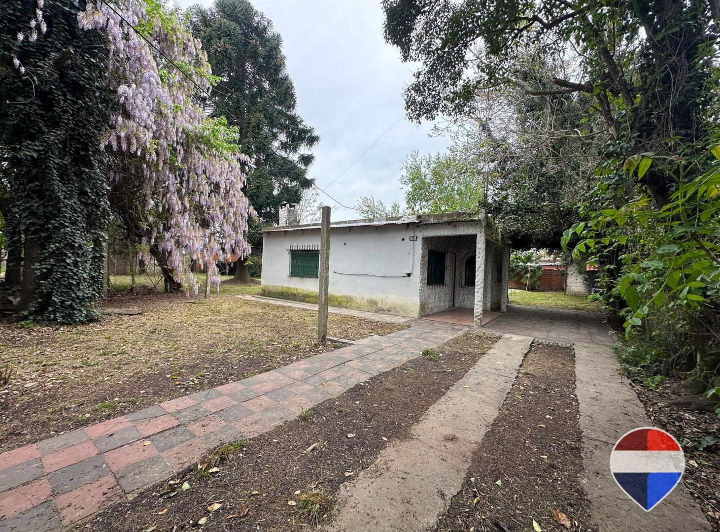 Foto de VENTA DE CASA/LOTE EN SPEGAZZINI, imagen 1