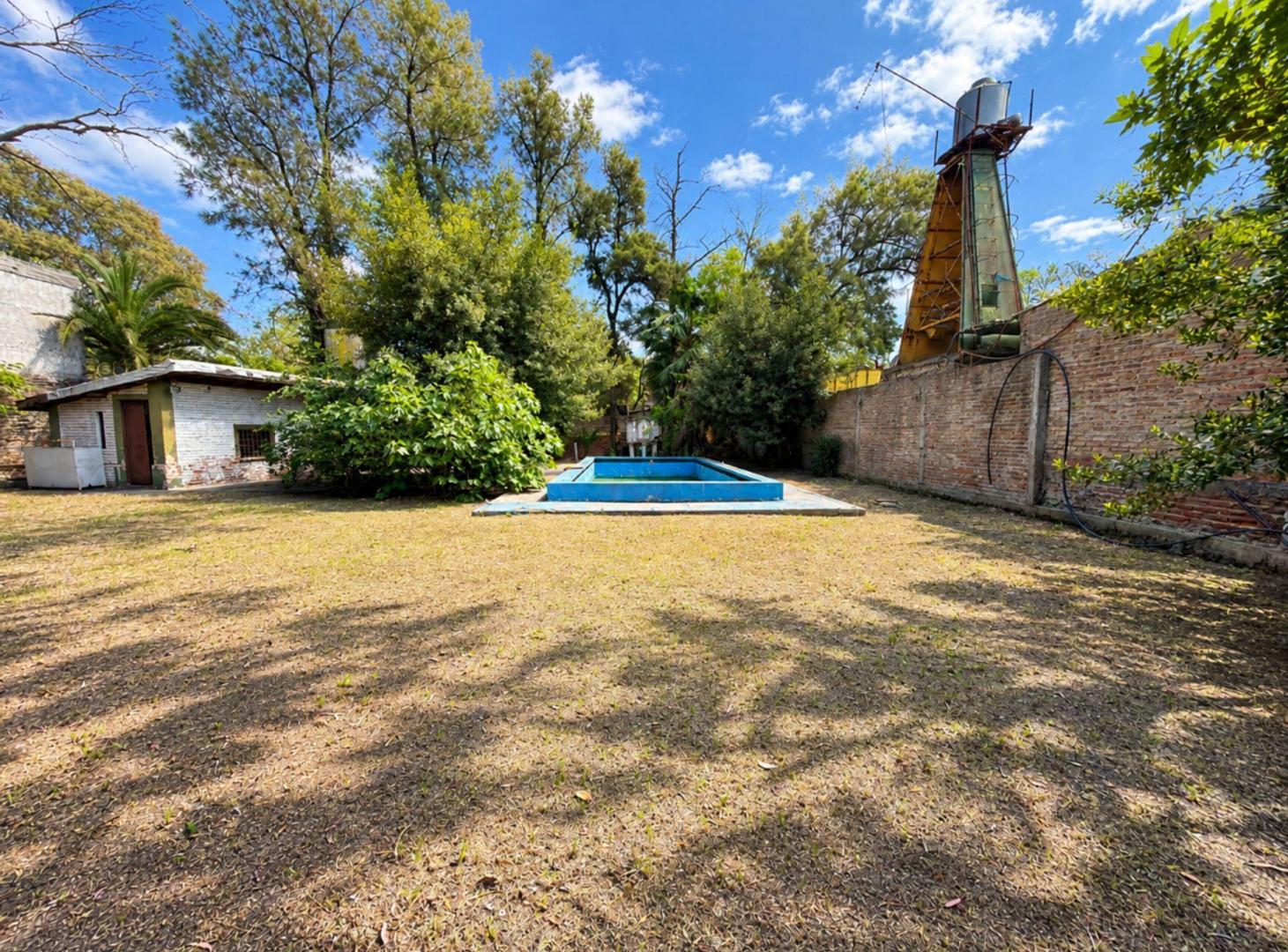 CASA QUINTA EN VENTA EN ESTEBAN ECHEVERRIA 3 AMB.