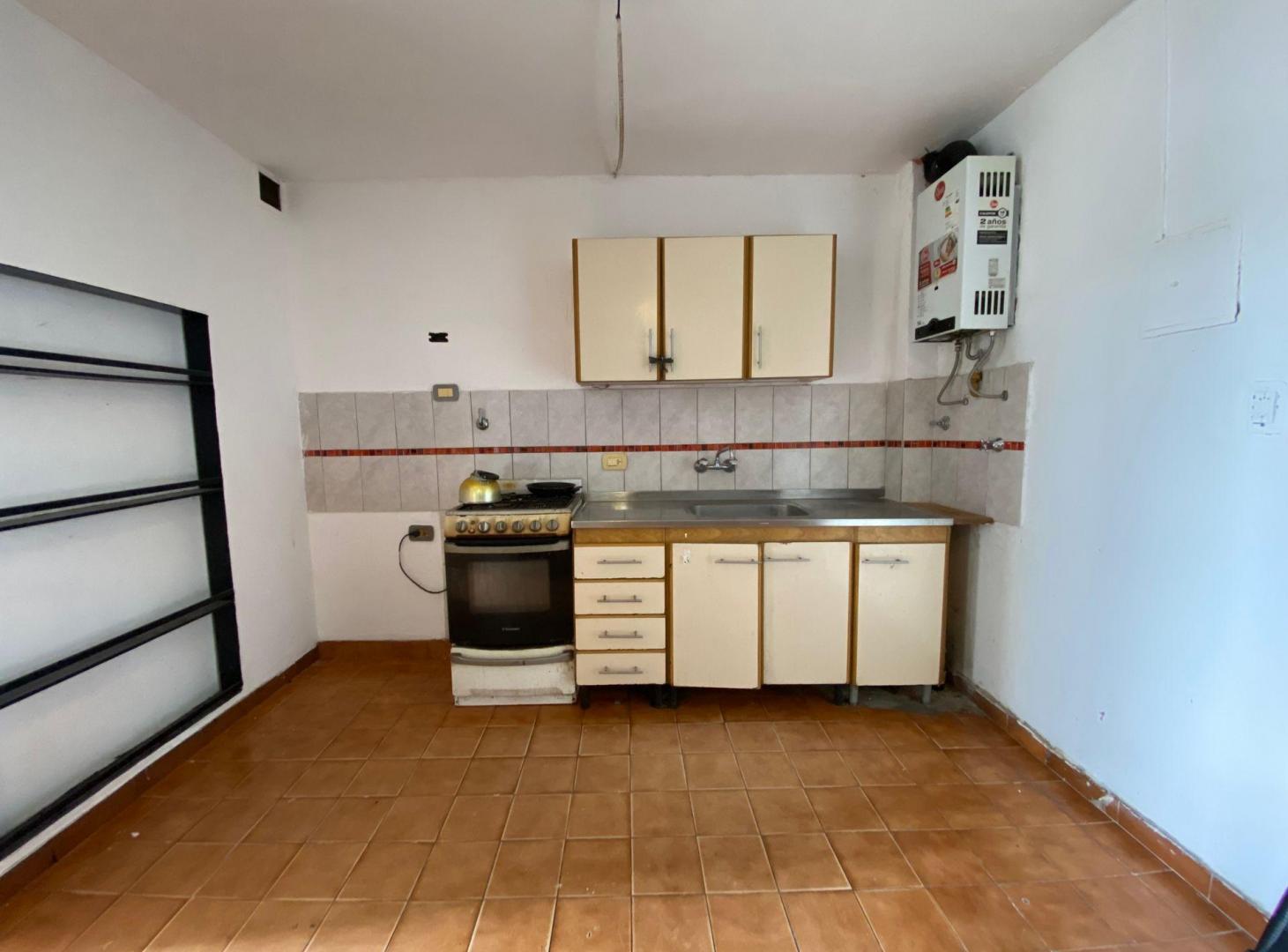 VENTA DE DEPARTAMENTO CON COCHERA