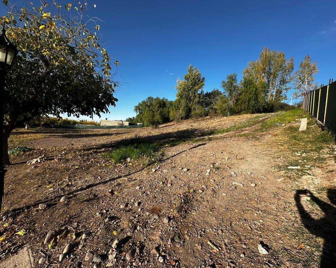 Lote en La Vacherie de 1697 m 3