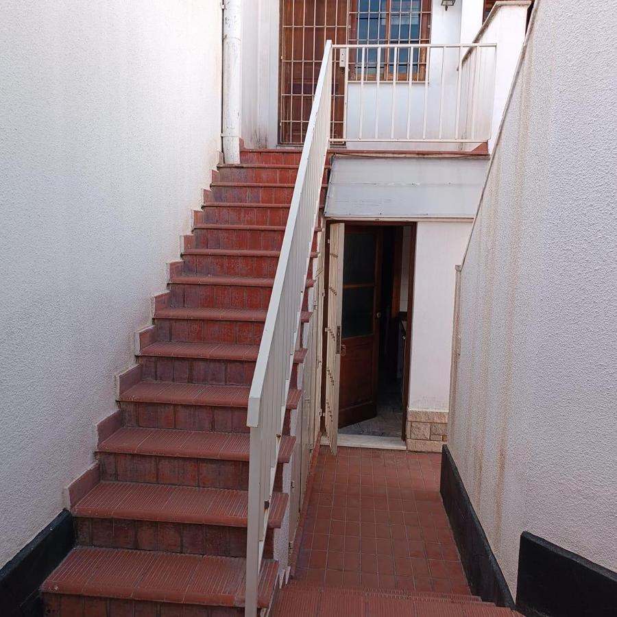 Casa en Godoy Cruz a Cudras de La Olaza de 270 Totales y 250 Cub 2