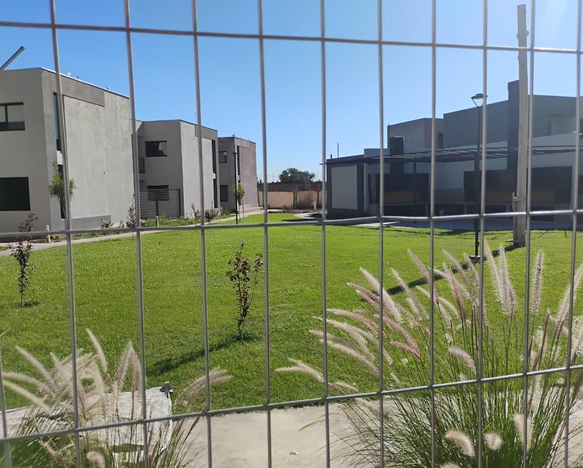 Departamento en Complejo Residencial Terruar 1