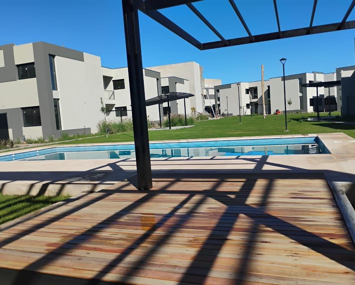Departamento en Complejo Residencial Terruar 5