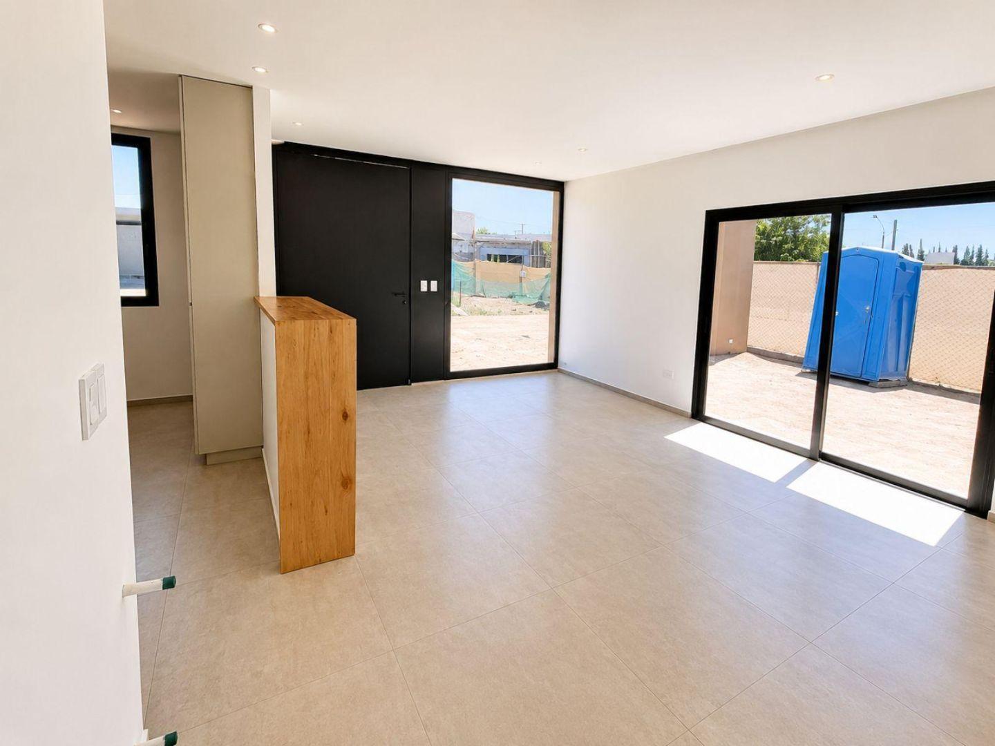 Foto de Casa - Russell, imagen 2