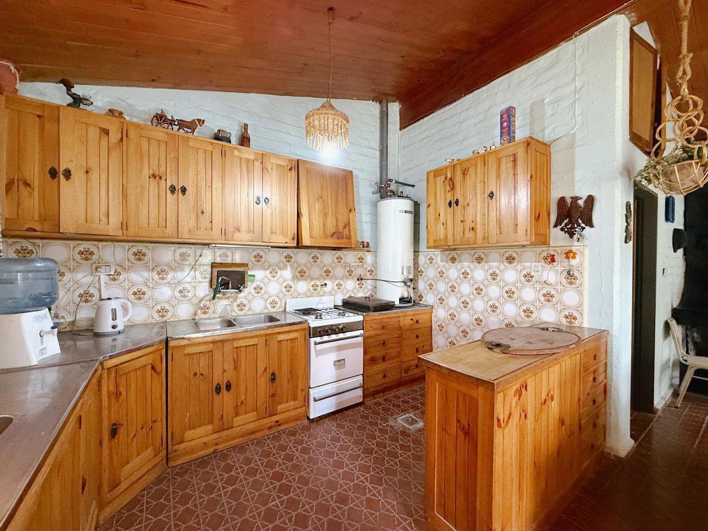 Foto de CASA 6 AMBIENTES + TERRENO EN VENTA EL SALTO, imagen 2