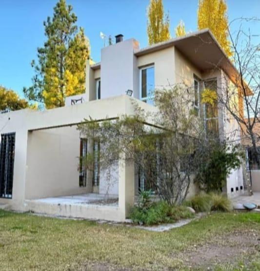 Foto de CASA EN VENTA EN VISTALBA, LUJÁN DE CUYO, MZA., imagen 2