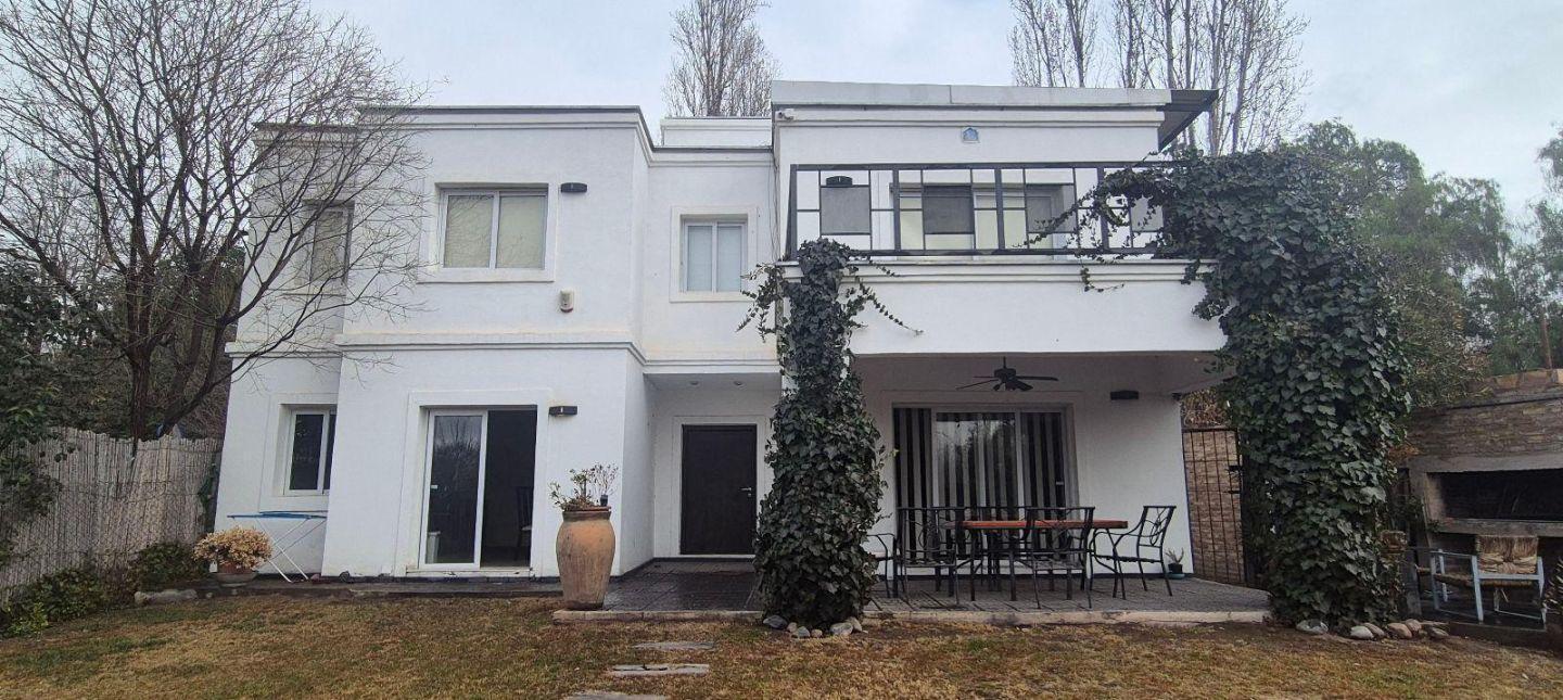 Foto de Casa - Chacras De Coria, imagen 1
