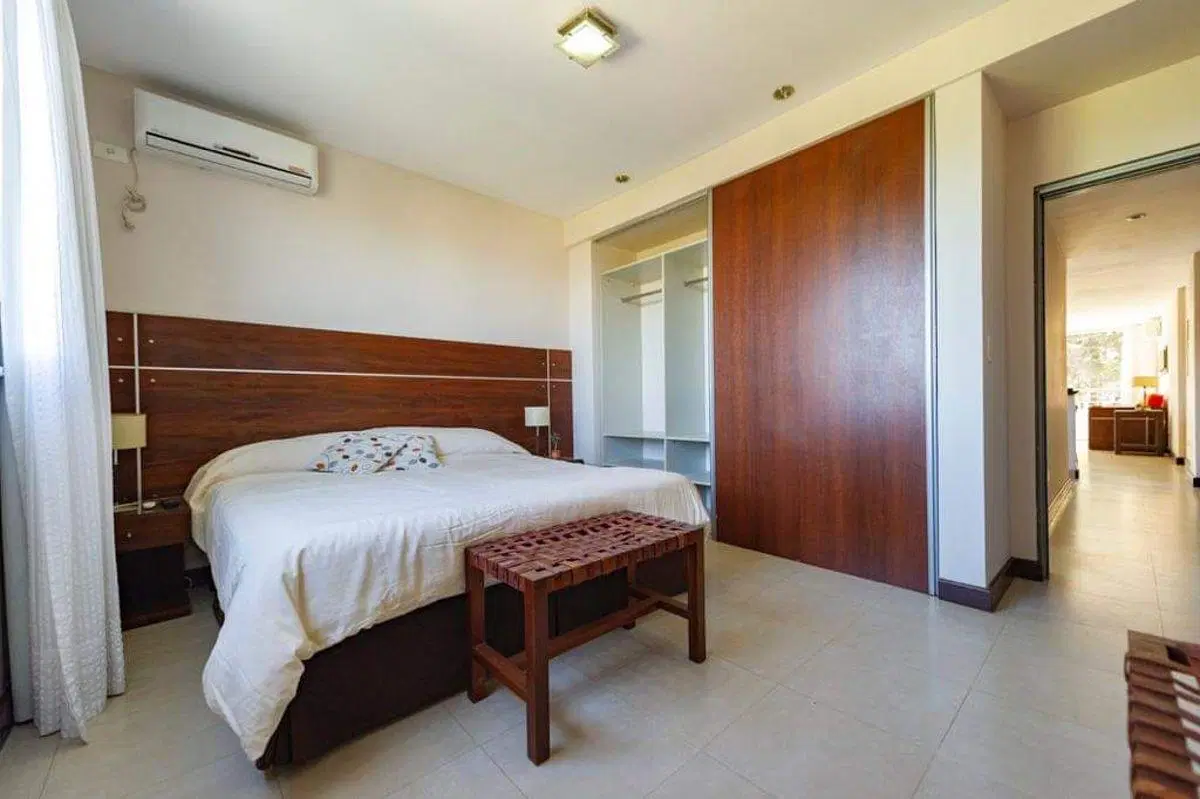EDIFICIO A LA VENTA EN AV BELGRANO AL 2300 8
