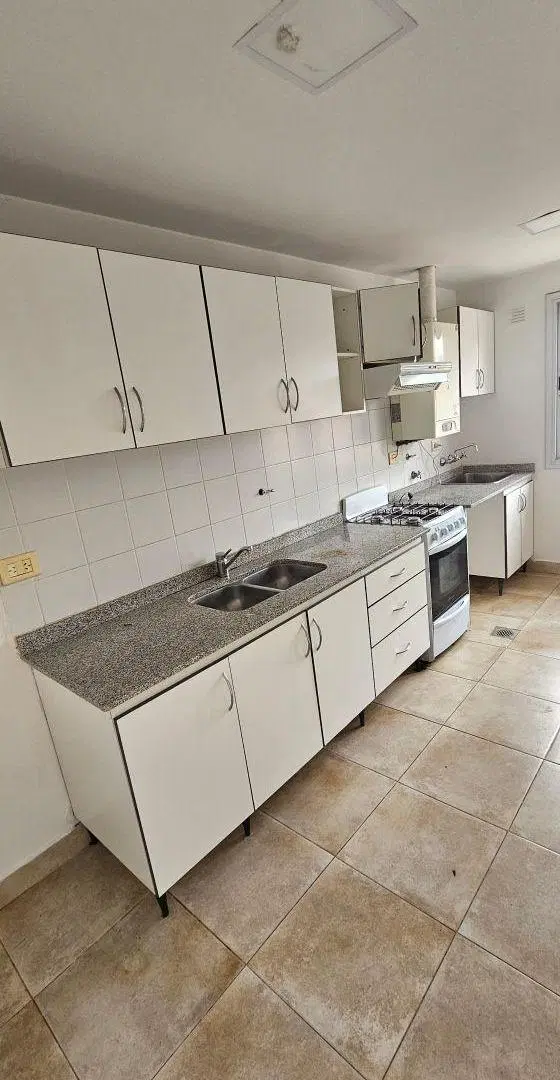 Departamento 1 dormitorio en Alquiler Calle Santiago del Estero al 500 3