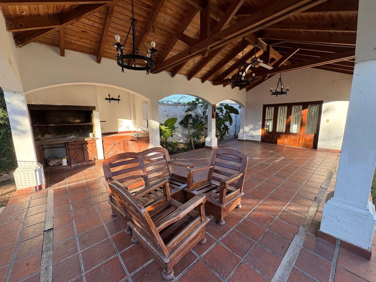 Foto de casa esquina en venta en Grand Bourg, sobre avenida principal, imagen 5
