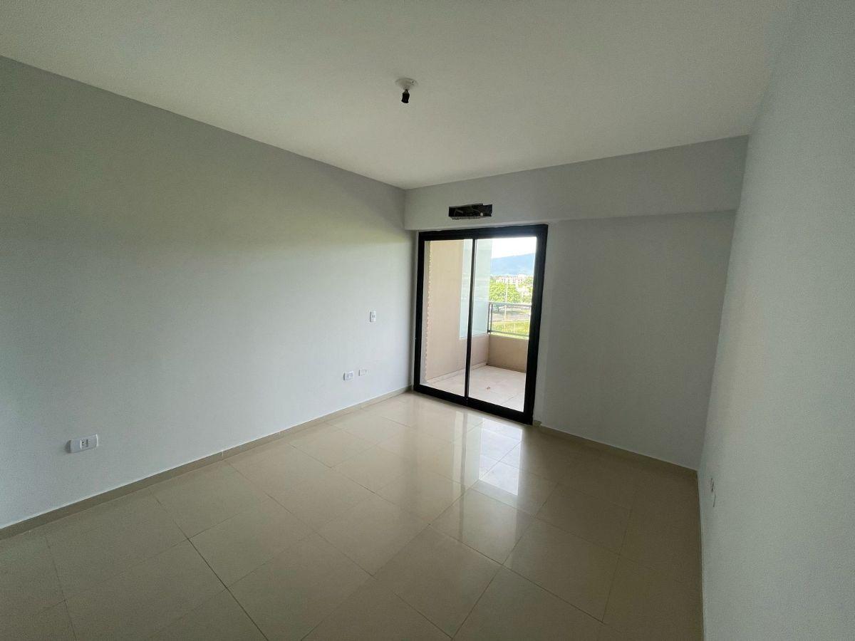 Foto de Departamento en Alquiler Av Peron 675 Piso 3 - 2 Ambientes - 1 Dorm., con Balcon. APTO CREDITO HIP, imagen 4