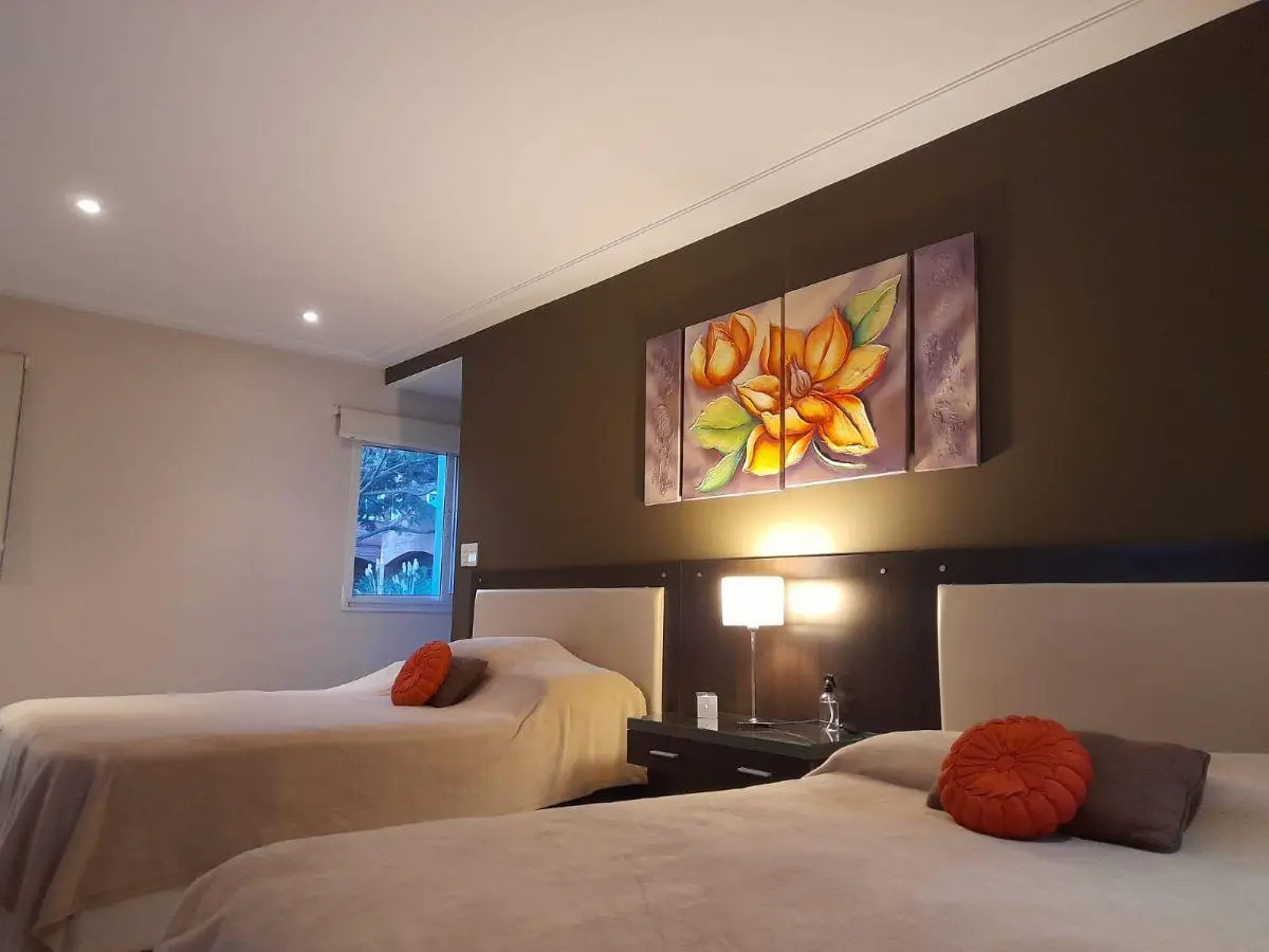 IMPONENTE PROPIEDAD DE CATEGORÍA EN LOS OLIVOS | 4 DORM | PILETA | 493 m² 4