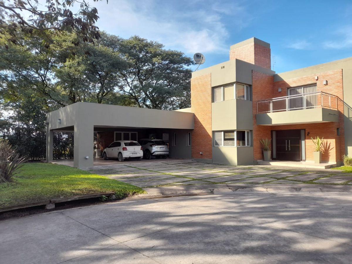 IMPONENTE PROPIEDAD DE CATEGORÍA EN LOS OLIVOS | 4 DORM | PILETA | 493 m²