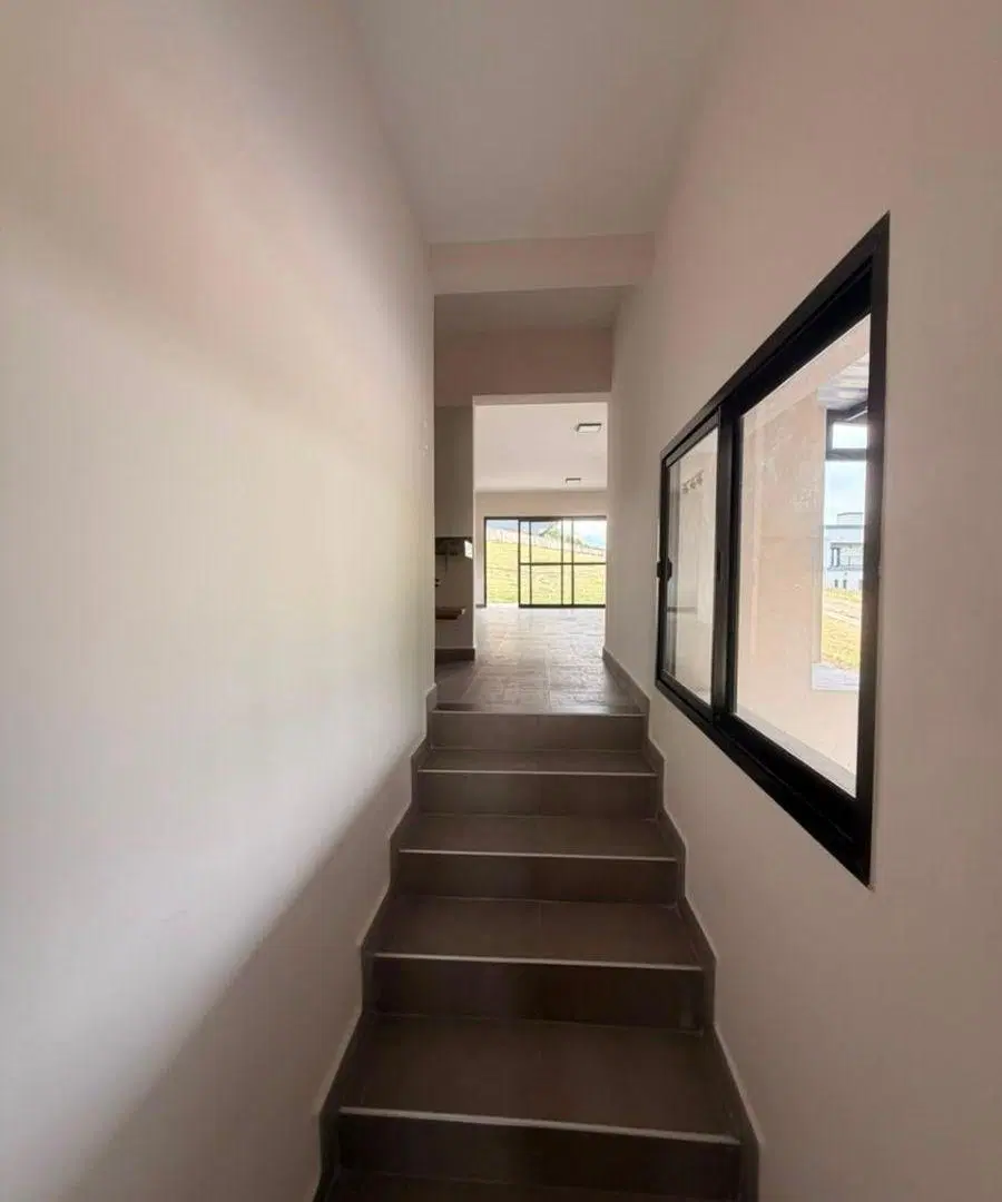 CASA EN VENTA - COUNTRY LA RESERVA 1 - 3 DORMITORIOS 2