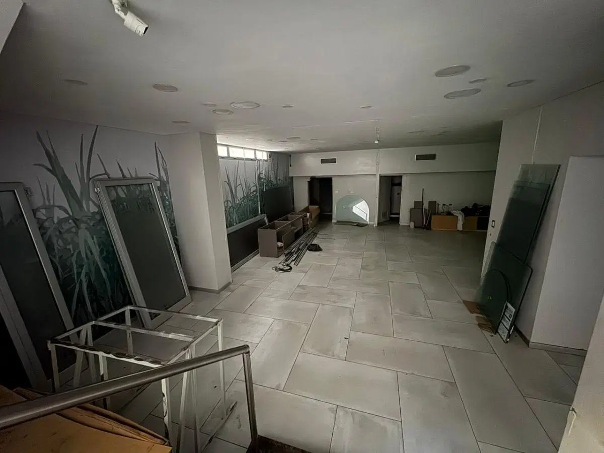 ALQUILER LOCAL COMERCIAL EN BARRIO NORTE 3