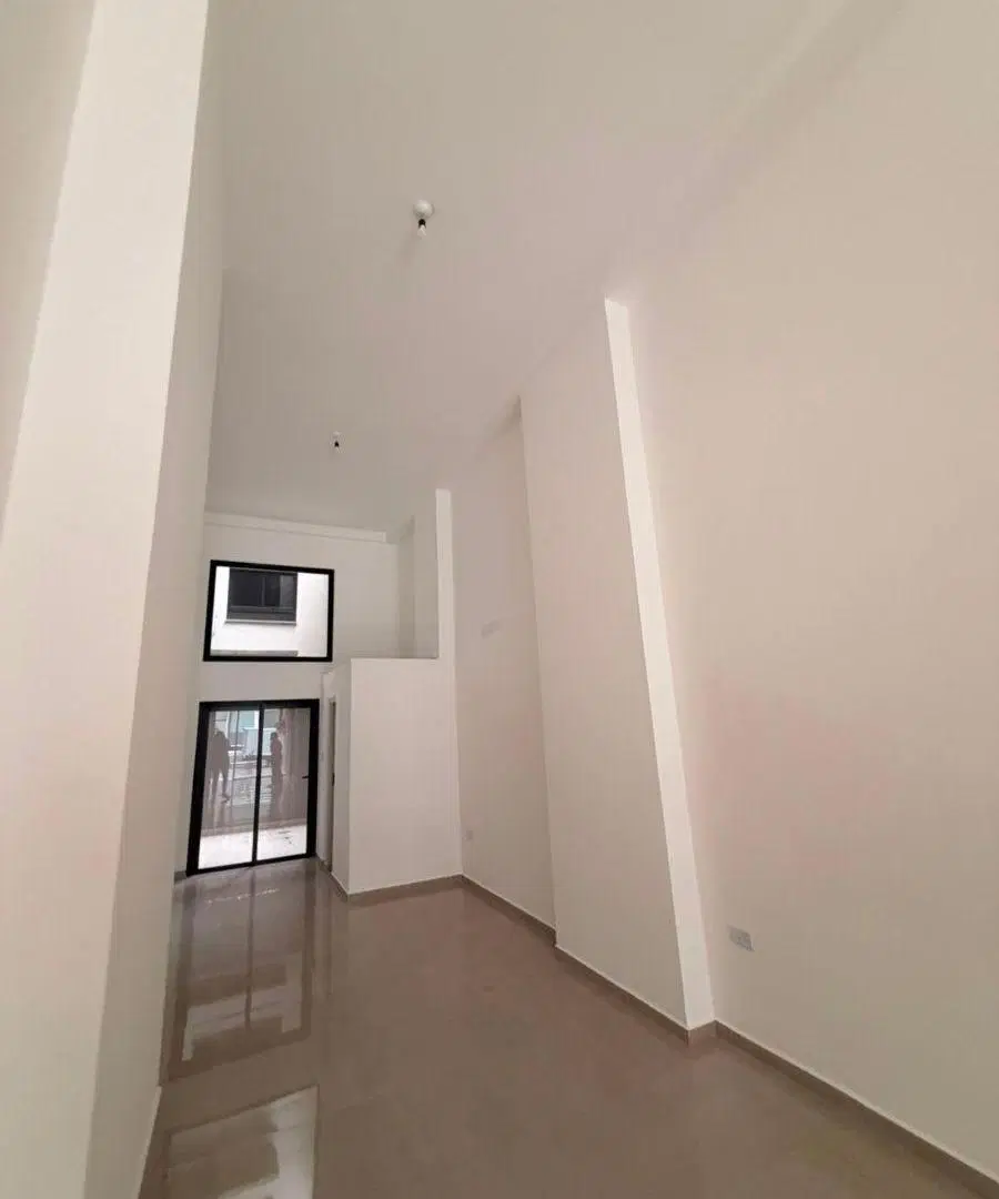 ALQUILER LOCAL COMERCIAL EN BARRIO SUR - ALBERDI 152 3