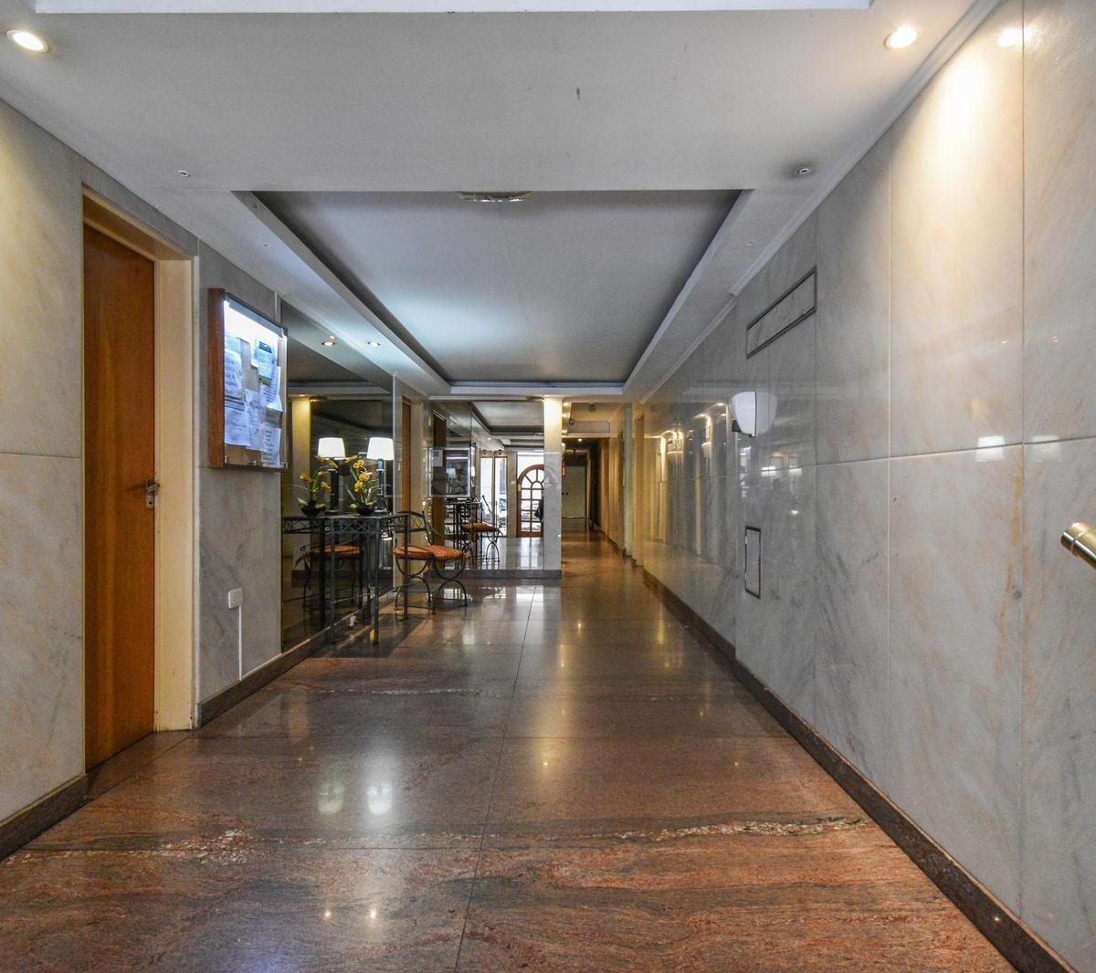 Venta Departamento 3 Ambientes con Terraza y Balcón en Caballito 5