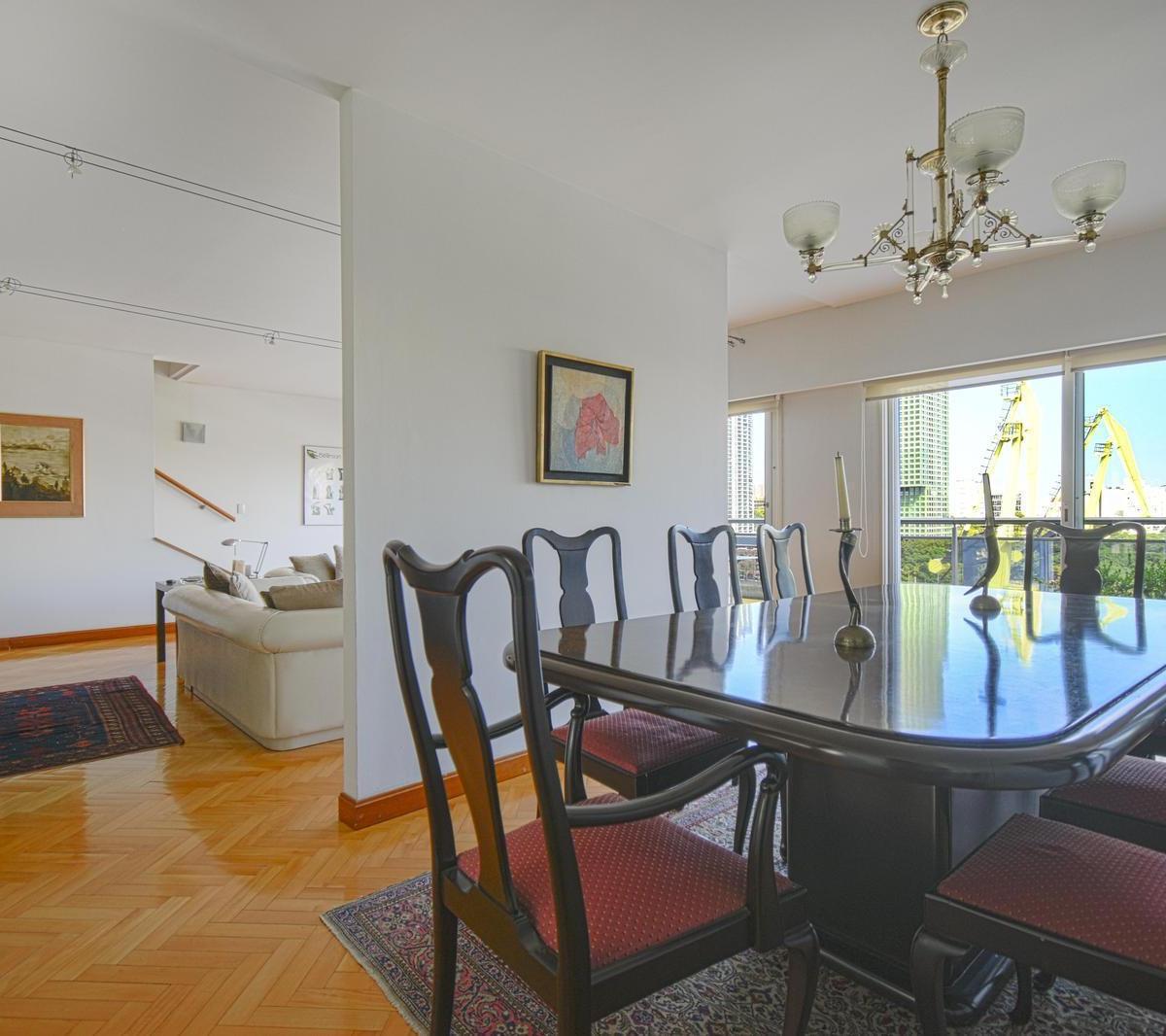 Venta Penthouse 4 Ambientes Cocheras y Baulera Puerto Madero 2