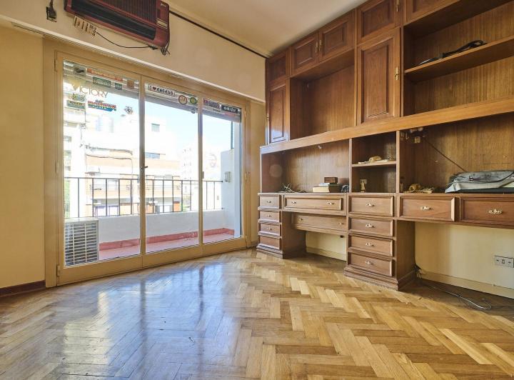 VENTA DEPARTAMENTO 6 AMBIENTES MAS DEPENDENCIA CON BALCÓN TERRAZA y COCHERA en BELGRANO 3