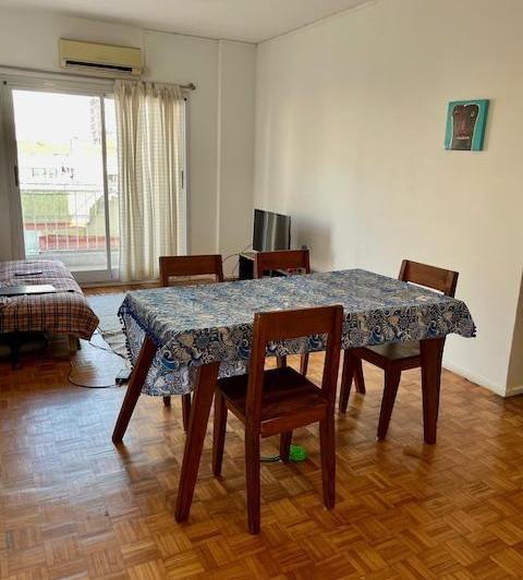 Venta Departamento 4 ambientes, piso alto con balcon en Belgrano 4
