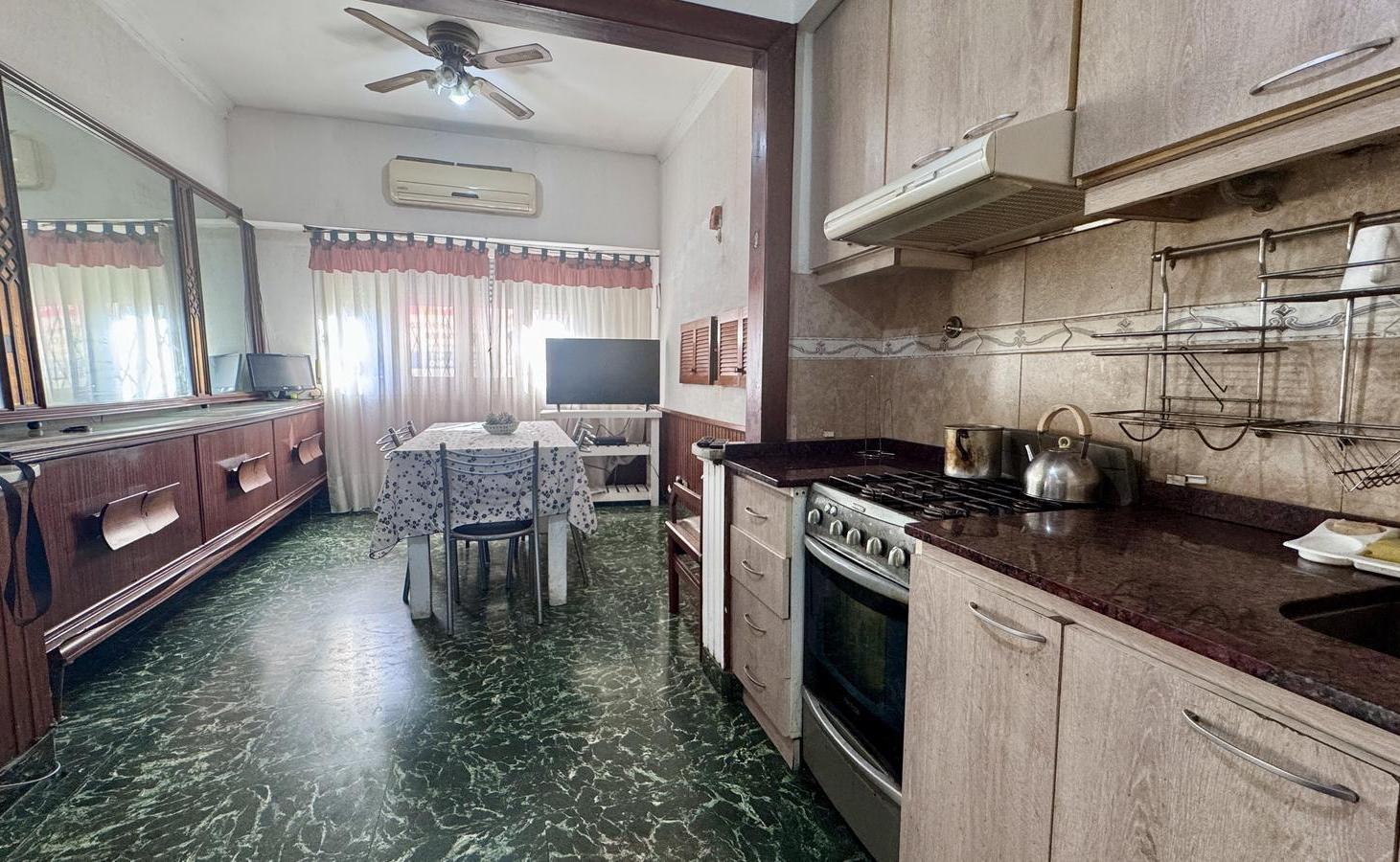 Foto de VENTA CASA 5 AMBIENTES LOCAL RAMOS MEJIA APTA CREDITO, imagen 2