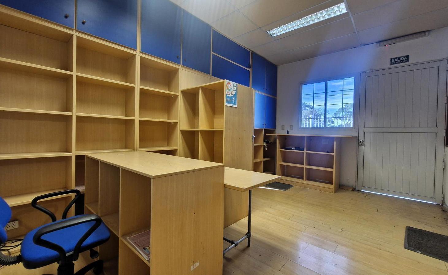 Foto de ALQUILER DEPOSITO Y OFICINAS EN VILLA ELISA LA PLATA, imagen 5