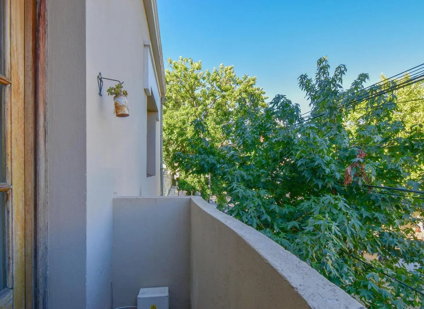 VENTA PH 1 PISO POR ESCALERA. 4 AMBIENTES. BALCON Y TERRAZA, CHACARITA 8