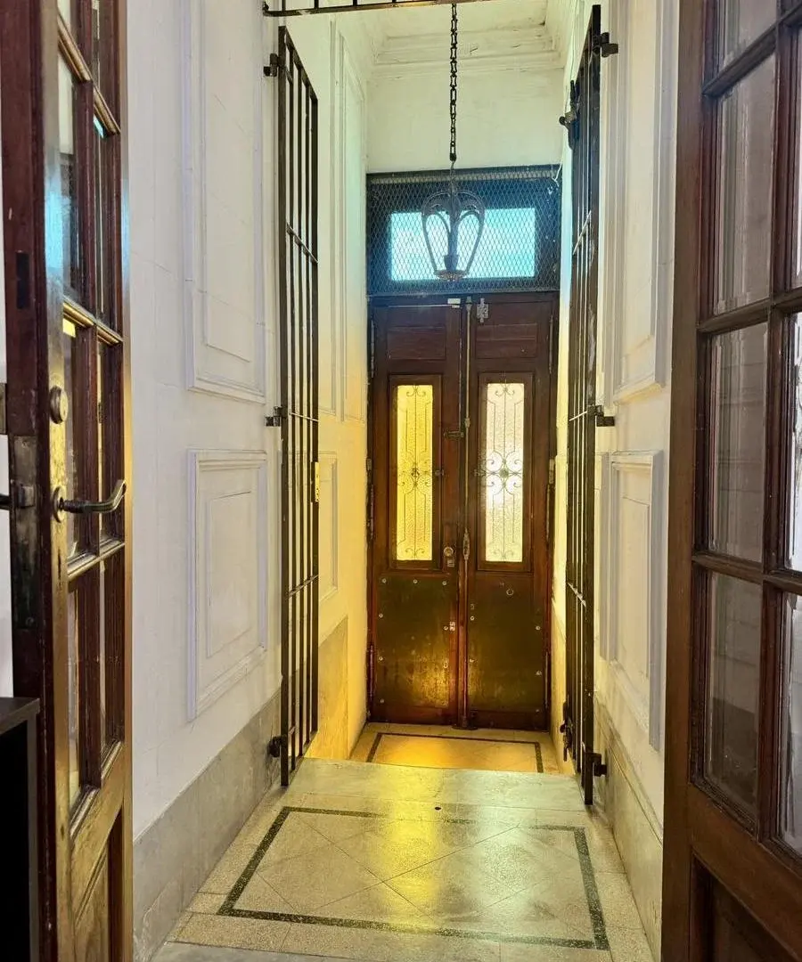 VENTA - CASA 4 AMBIENTES - LOTE PROPIO - APTA CRÉDITO - BANFIELD 3
