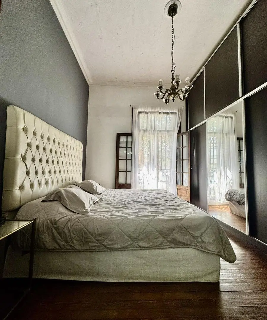 VENTA - CASA 4 AMBIENTES - LOTE PROPIO - APTA CRÉDITO - BANFIELD 5