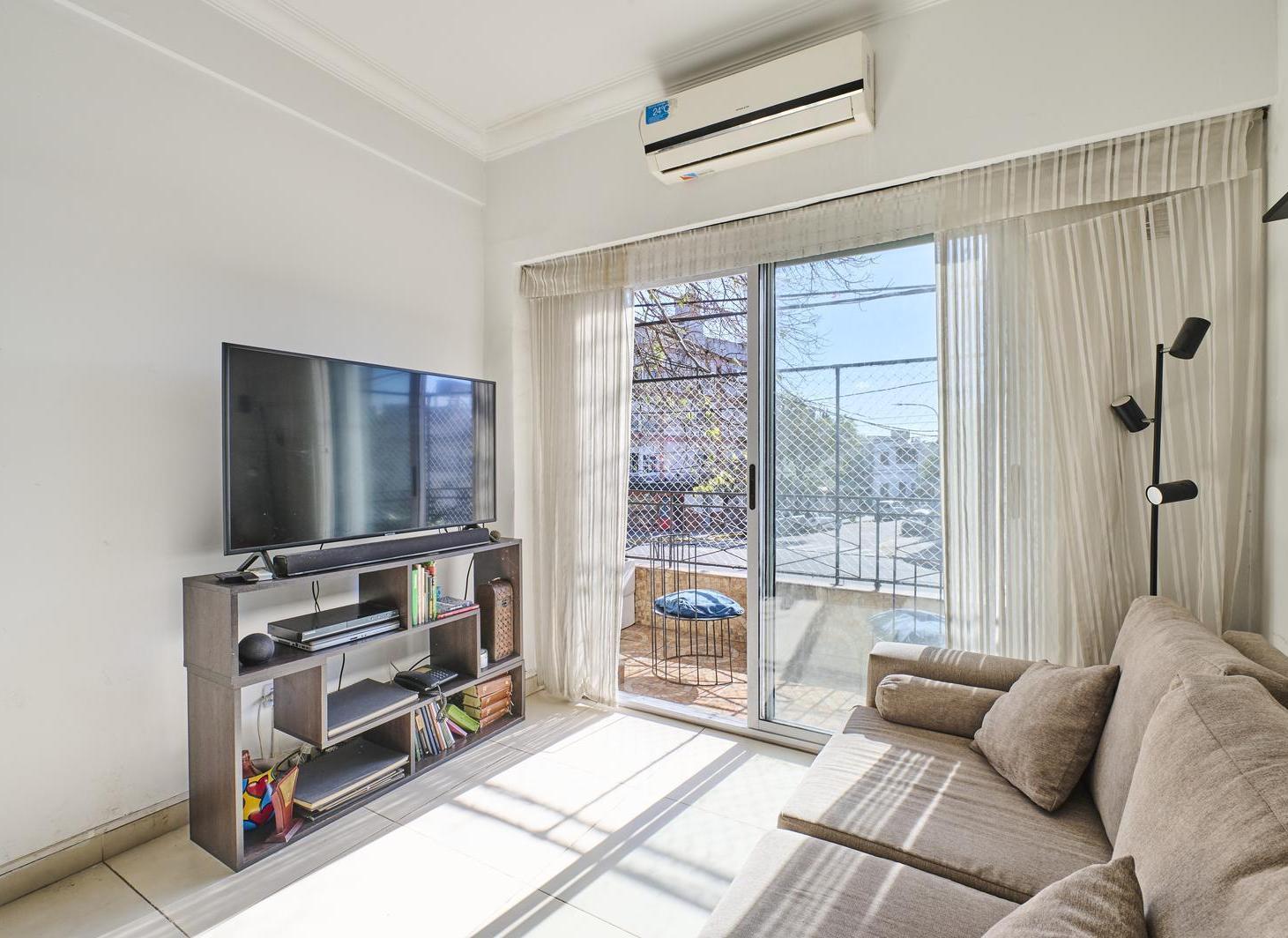 Foto de Venta departamento 3 ambientes sin expensas Velez Sarsfield, imagen 3