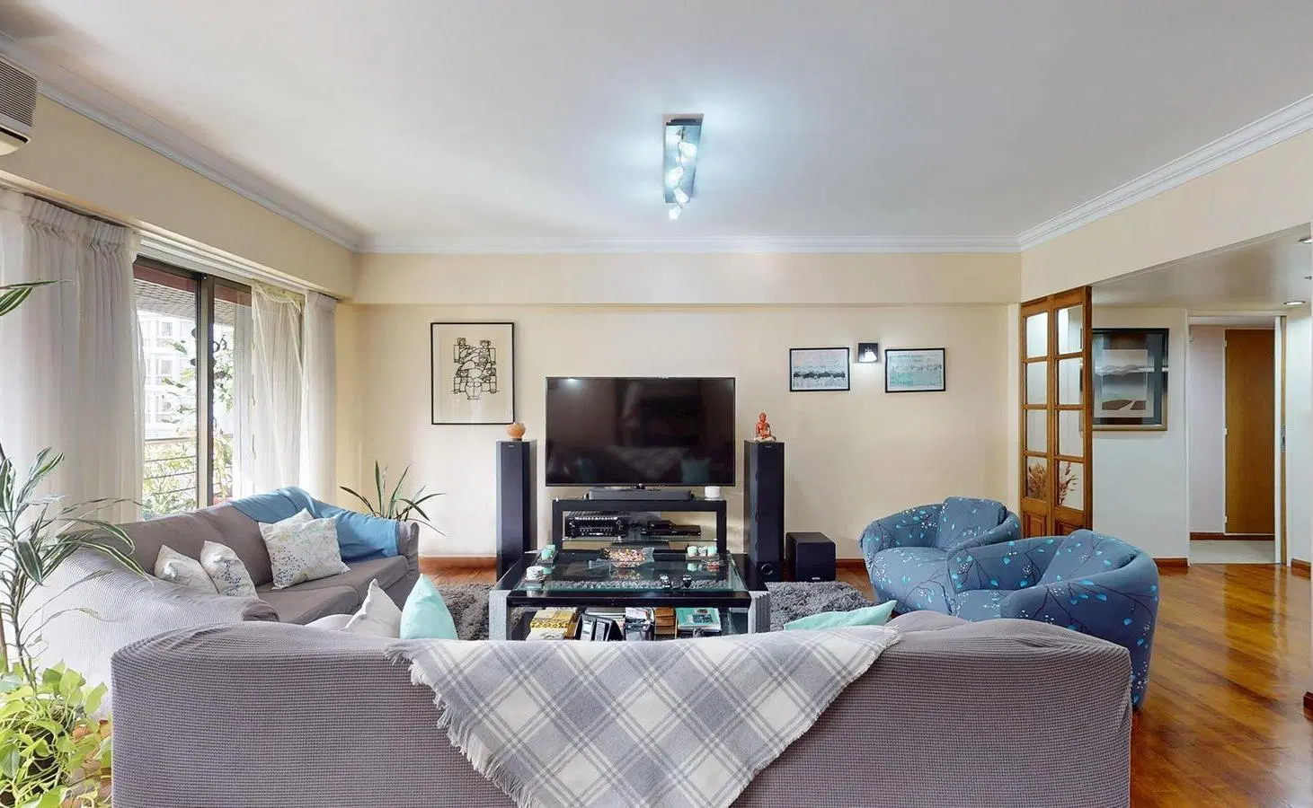 Venta Departamento 4 ambientes Piso - Dependencia - Balcón Aterrazado - 2 cocheras Belgrano 4
