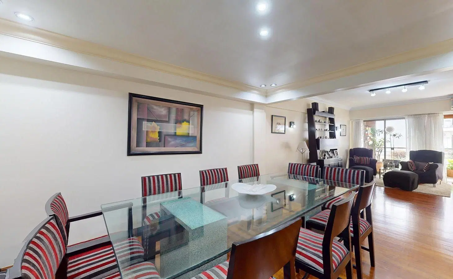 Venta Departamento 4 ambientes Piso - Dependencia - Balcón Aterrazado - 2 cocheras Belgrano 3