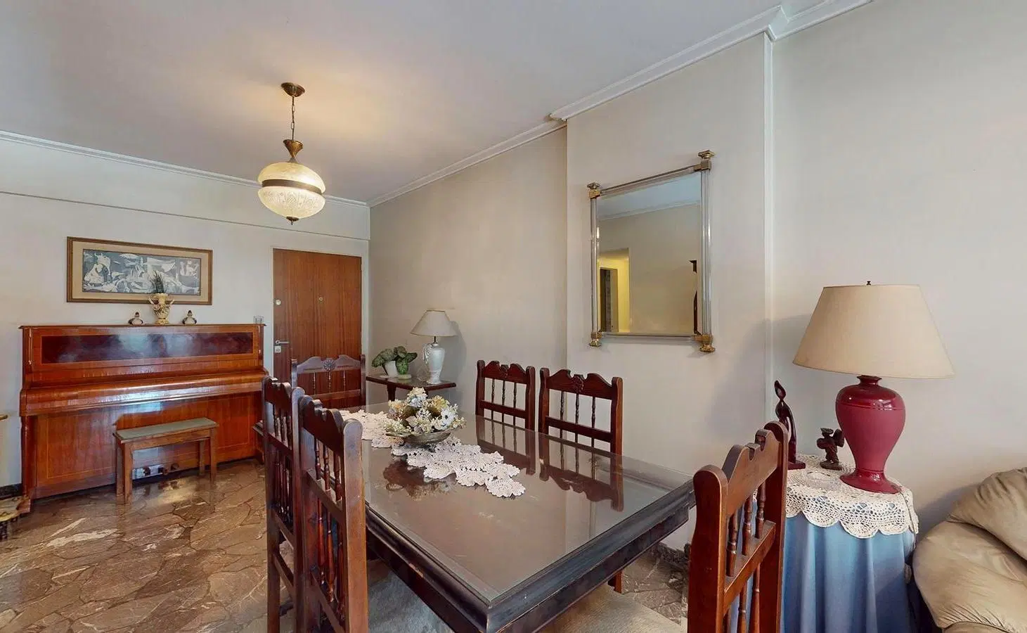 Venta Departamento 4 ambientes con dependencia, Semipiso Balcón Aterrazado y Patio en Villa Crespo 5