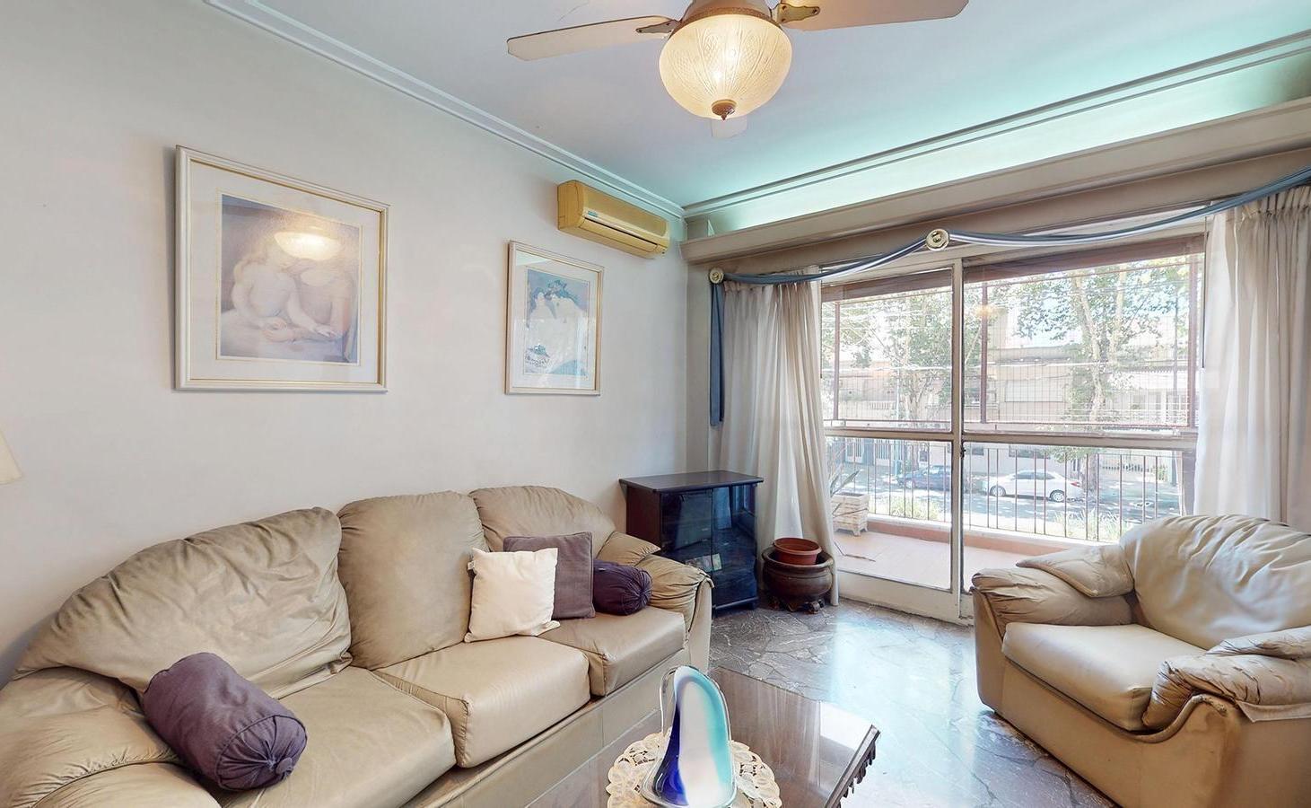 Foto de Venta Departamento 4 ambientes con dependencia, Semipiso Balcón, imagen 2