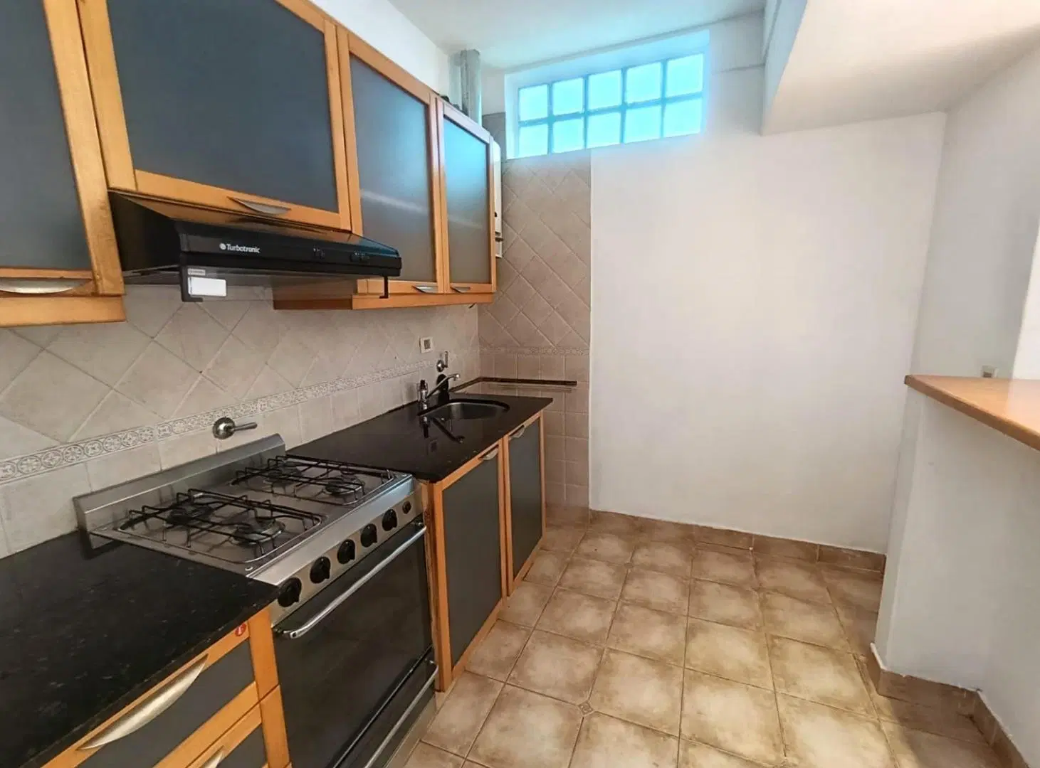 Venta Departamento 2 ambientes con balcón reciclado en Belgrano R 3
