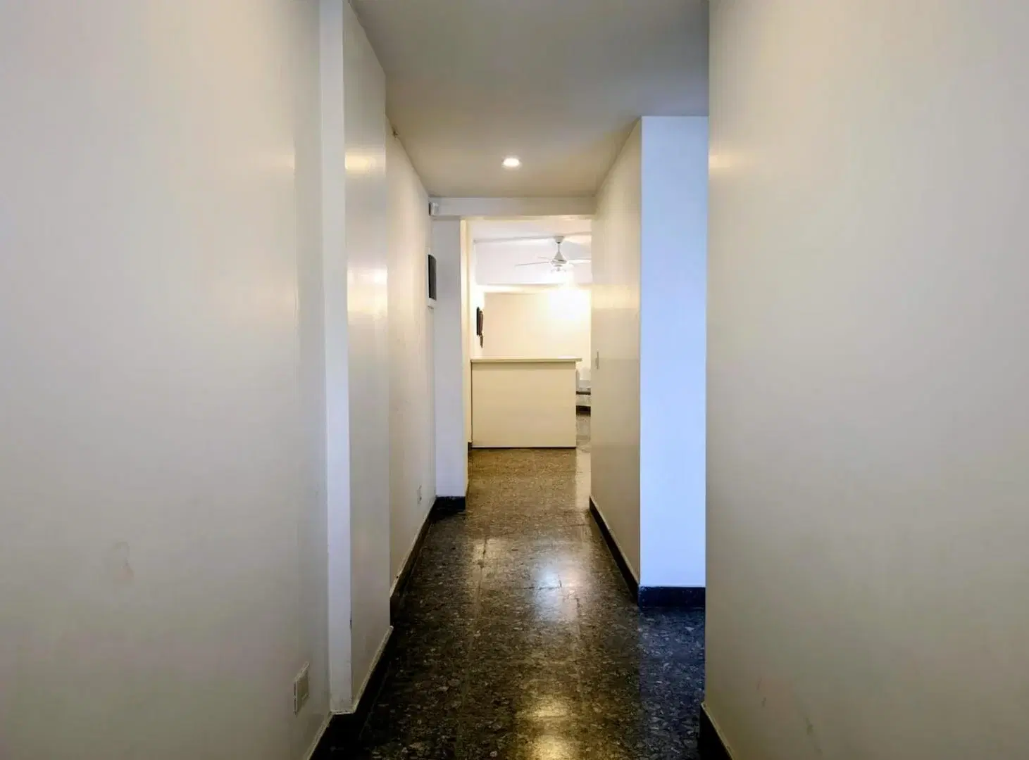 Venta Depto 3 amb, PB 2 Consultorios equipados y Cochera Fija en Monte Castro 2