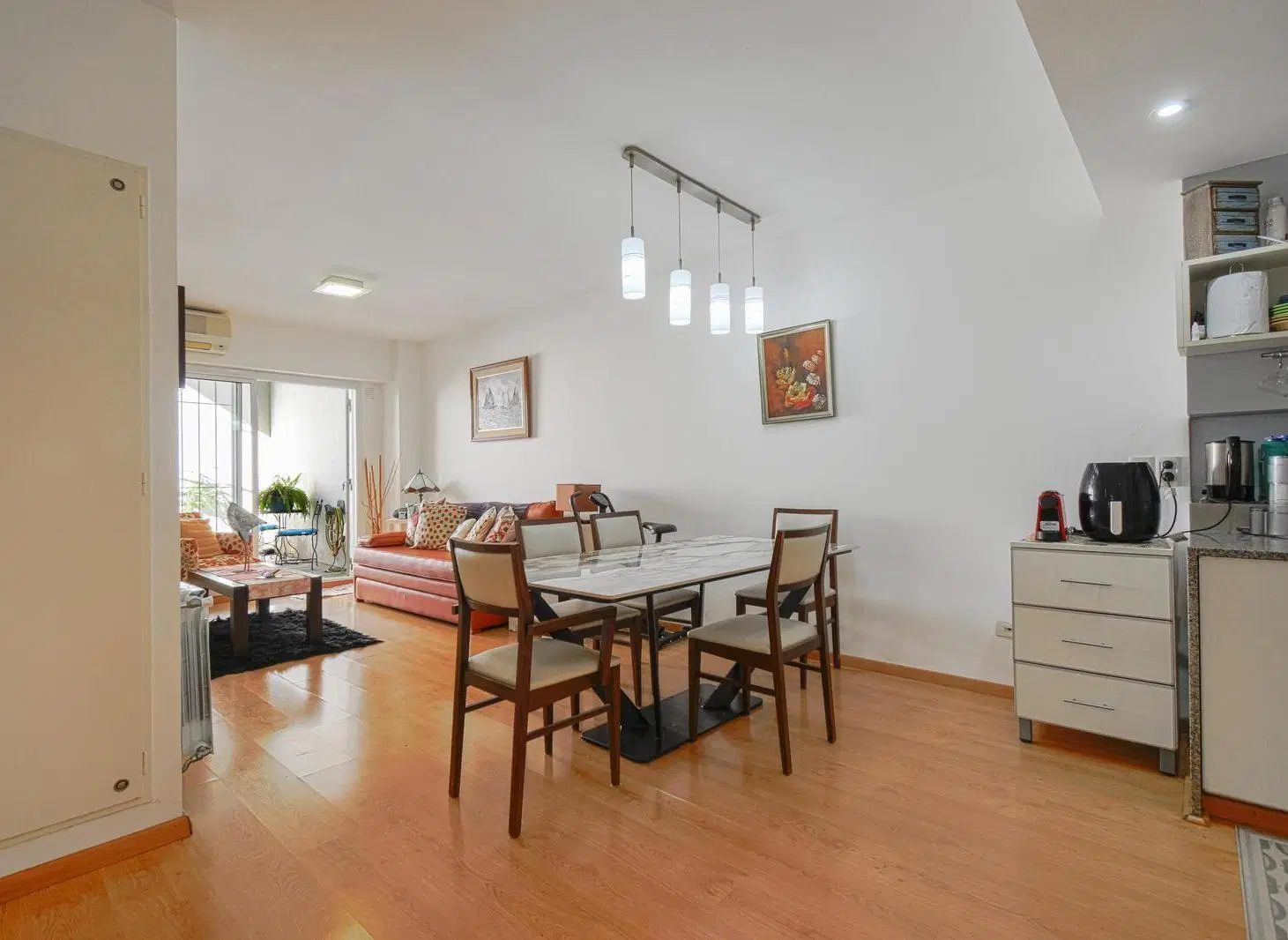 Venta Departamento 3 Ambientes, 2 baños, cochera y patio en Belgrano 4